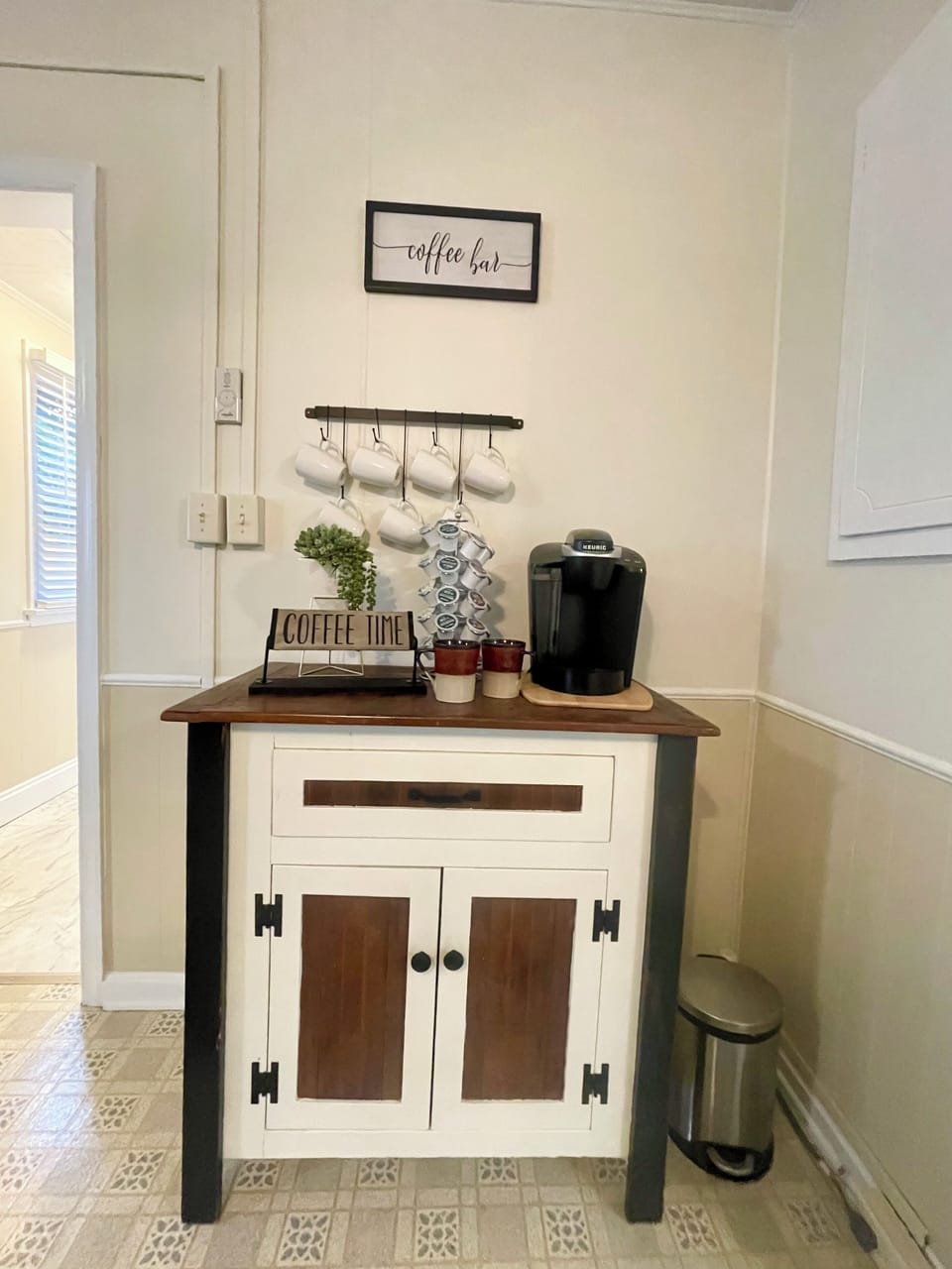 Coffee bar with Keurig. Coffee pods provided!
(We also have coffee pot in pantry