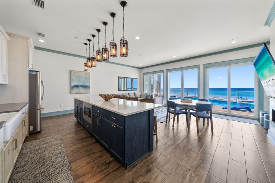 1st floor kitchenette