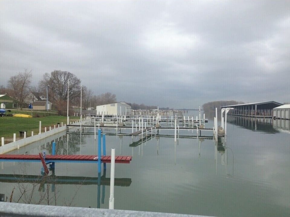 Multiple neighboring large boat docks (for additional rental fee).