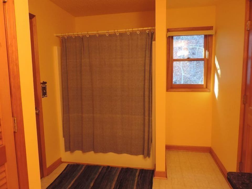 Guest Bathroom Shower