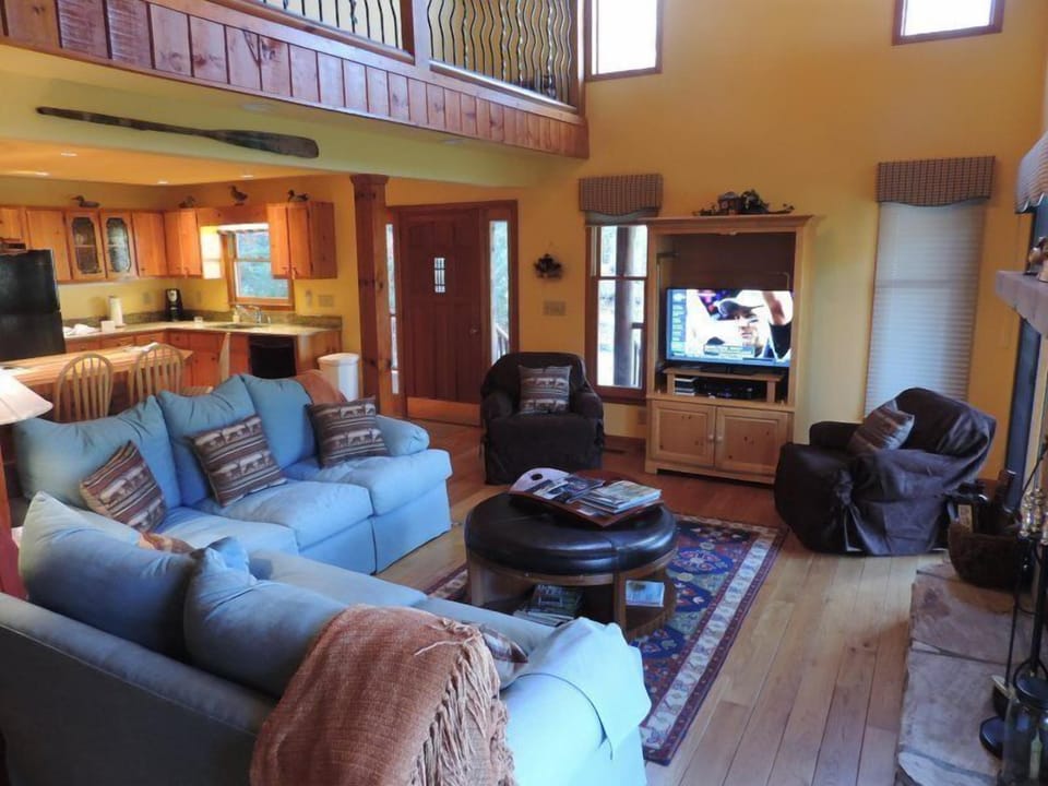 Living Room has 2 Sofas 2 Swivel Chairs