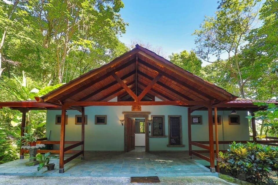 4BR Villa MotMot in w/ exclusive pool, Wifi & Ac (2712)