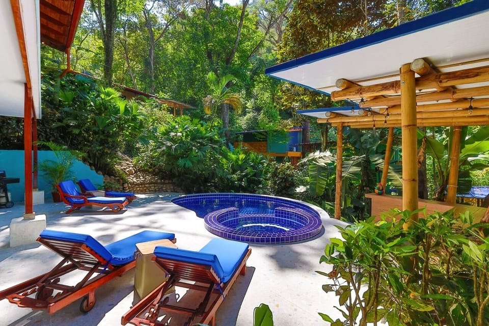 4BR Villa MotMot in w/ exclusive pool, Wifi & Ac (2694)