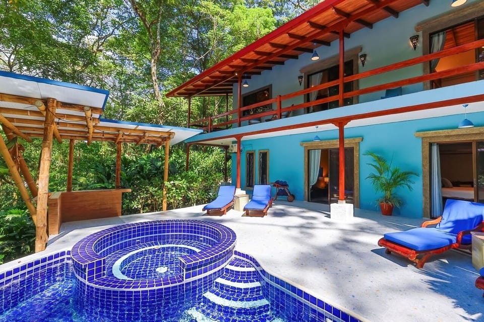 4BR Villa MotMot in w/ exclusive pool, Wifi & Ac (2695)