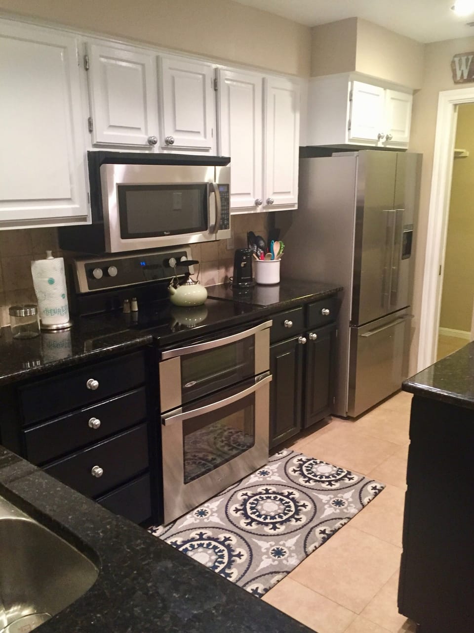 Fully appointed kitchen with updated appliances
