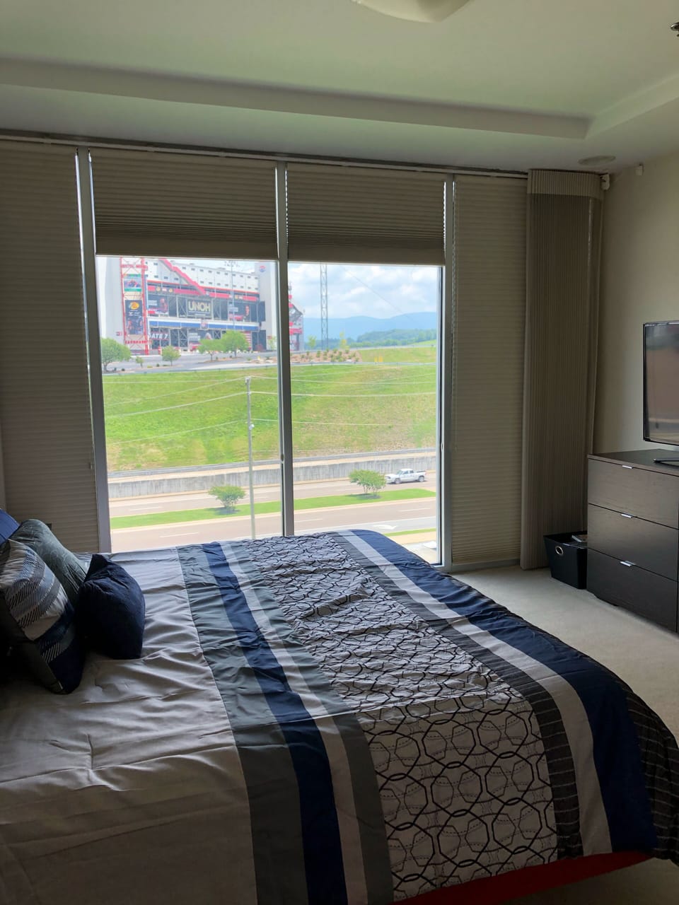 Master bedroom king bed