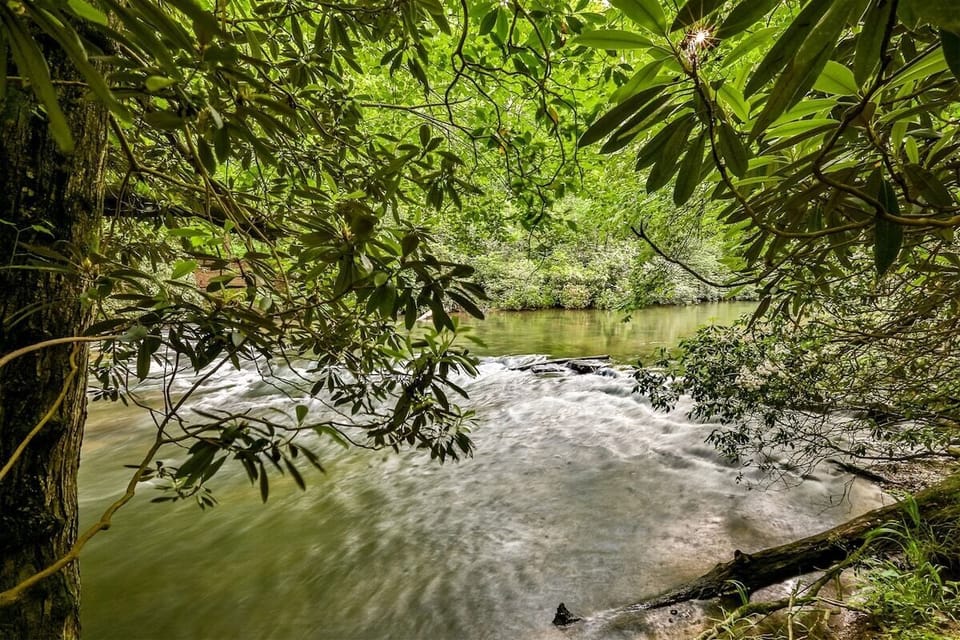 Hideaway At Rendezvous On The River