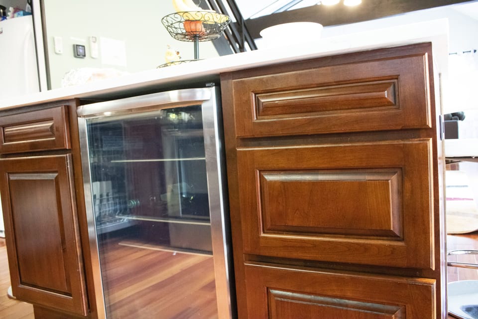 WINE/BEER COOLER INSIDE KITCHEN ISLAND