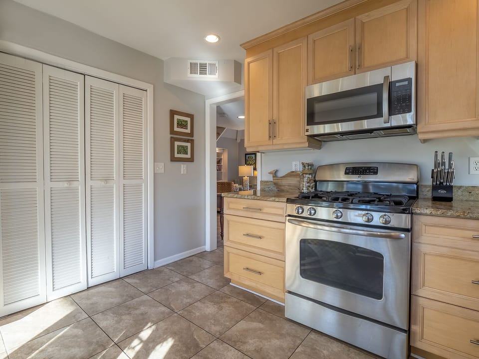 Pantry with washer dryer