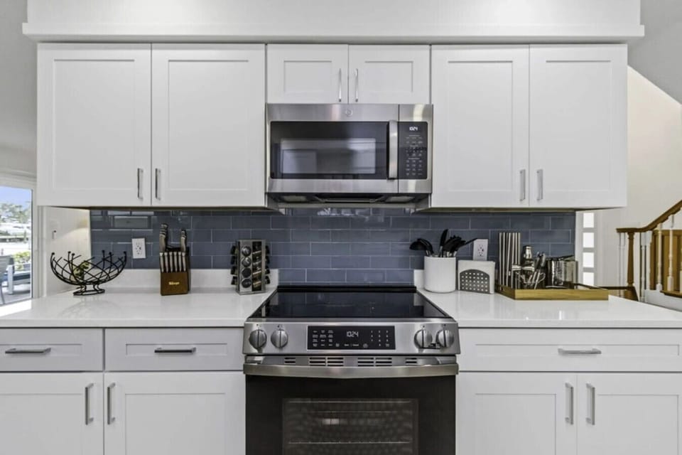 Modern kitchen