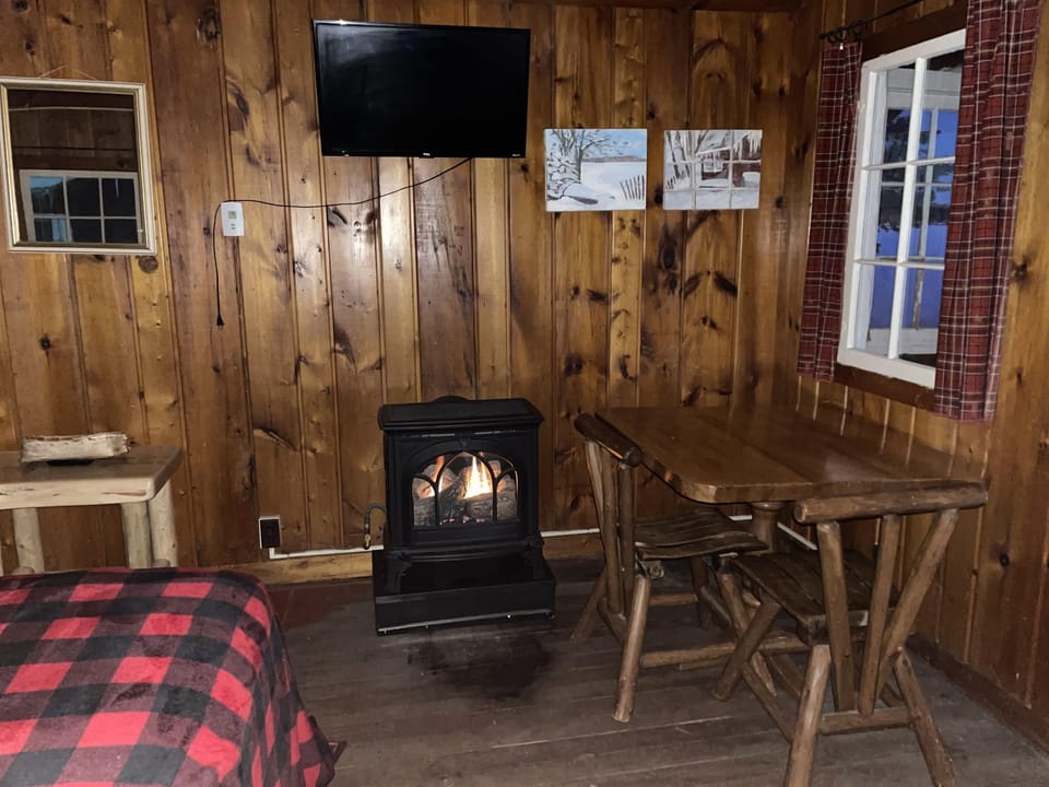 Kitchen/Dining/Bedroom