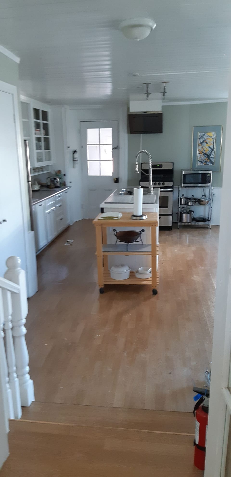 kitchen.. door to back terrace and barbeque area