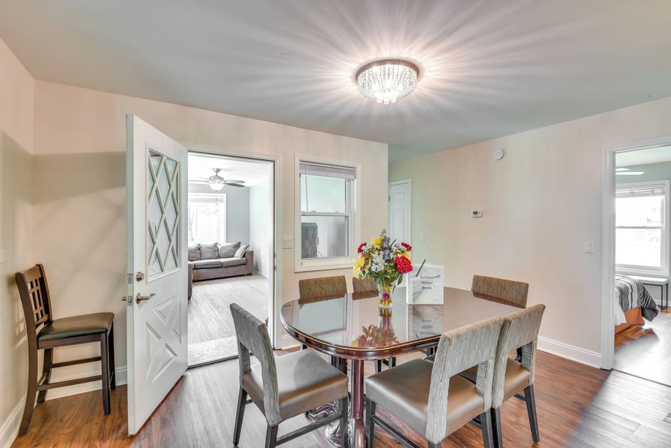 Dining Area | Dishware & Flatware