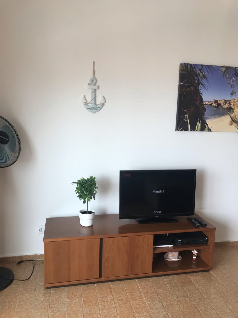Living room - tv 