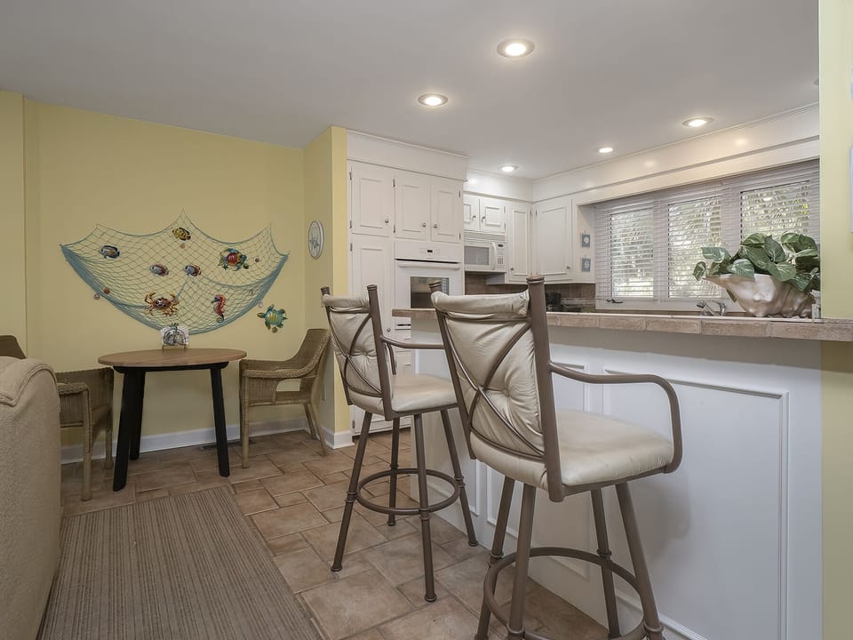 Counter seating at the kitchen