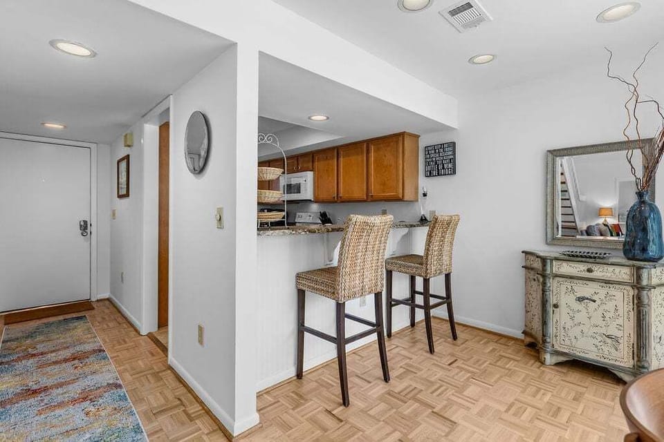 Kitchen counter seating for 2