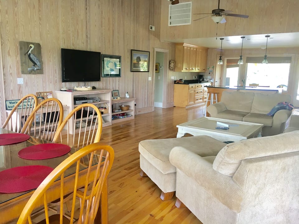 Enjoy the open floor plan!