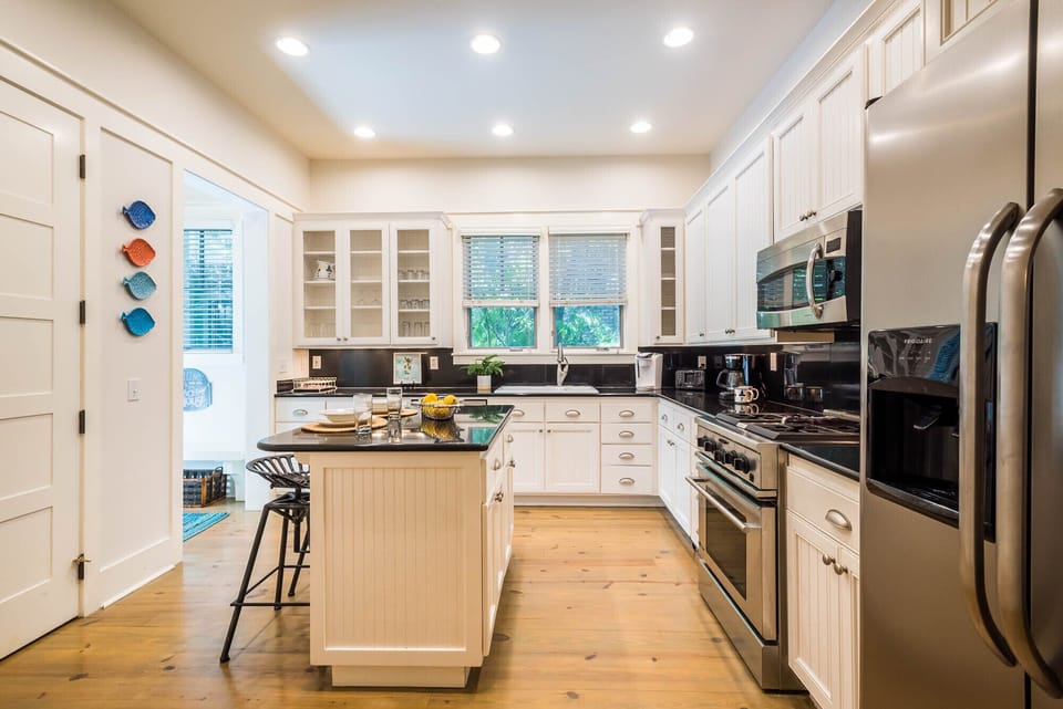 First Floor: Kitchen