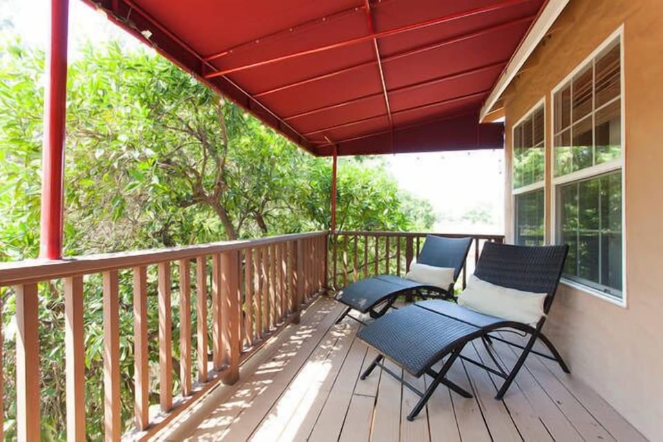 Lots of private Chill Space