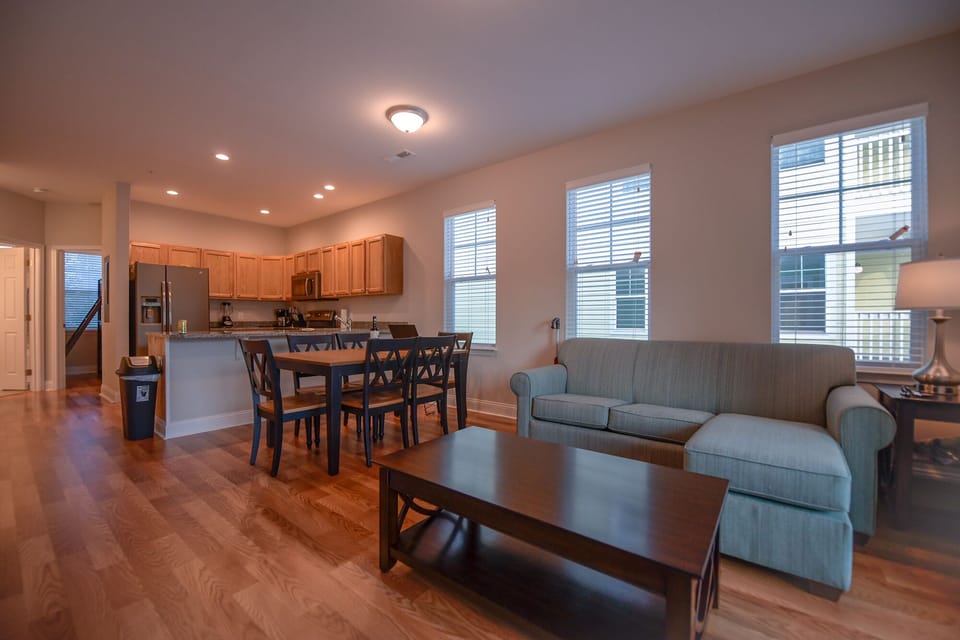 living-kitchen combine room