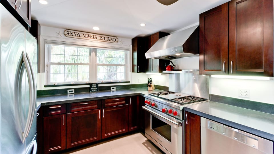 Stainless top of the line appliances (Miele)