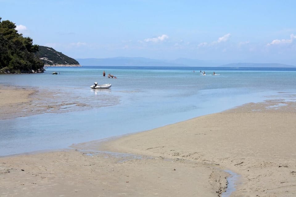 Nearby beaches