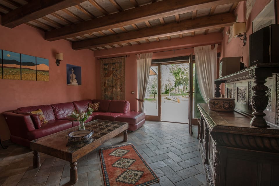 Farmhouse - living space