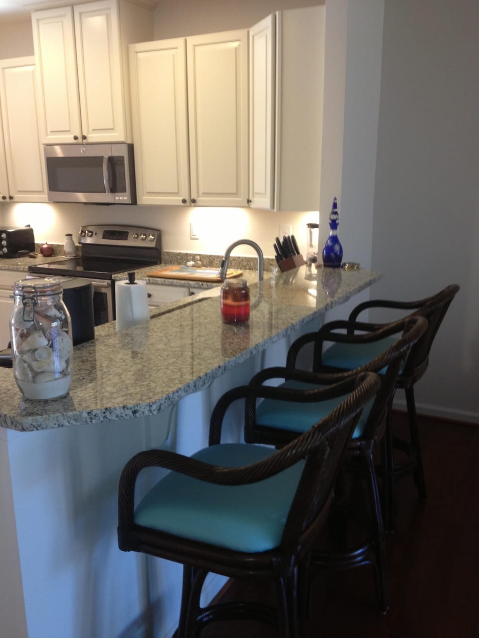 Bar Area looking into kitchen area