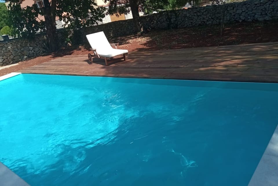 Newly built swimming pool 9x3 m 