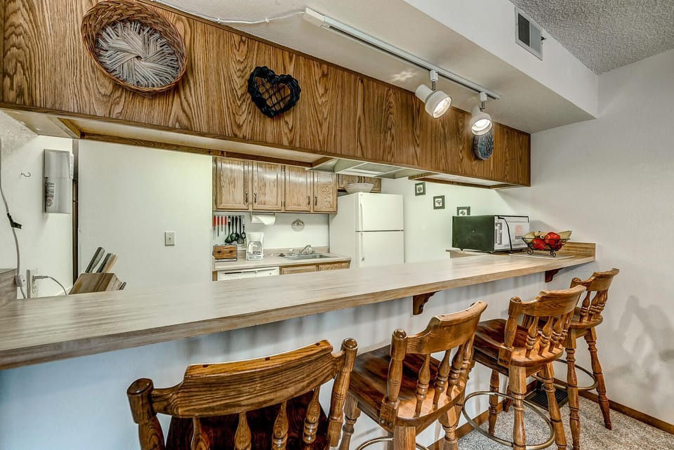 MS159E Kitchen