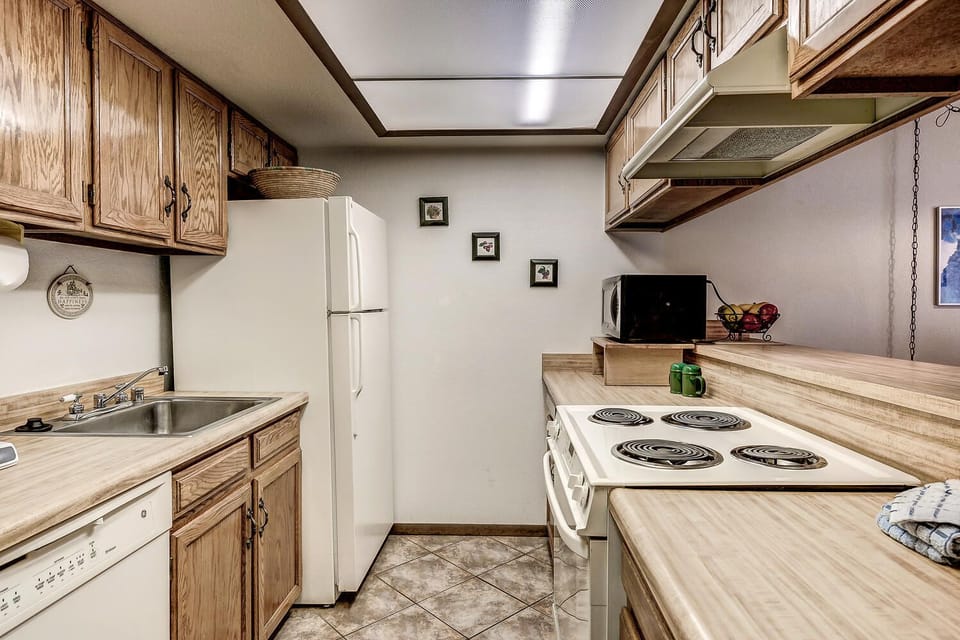 MS159E Kitchen