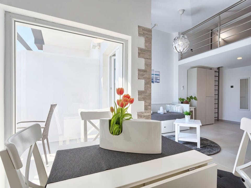 White, Room, Property, Interior Design, Furniture, Building, House, Ceiling, Living Room, Table