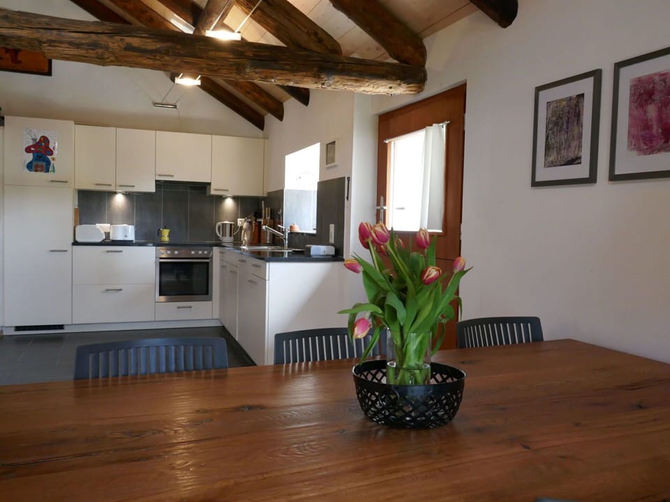 Room, Property, Building, Wood Flooring, Floor, Interior Design, Ceiling, Hardwood, Loft, House