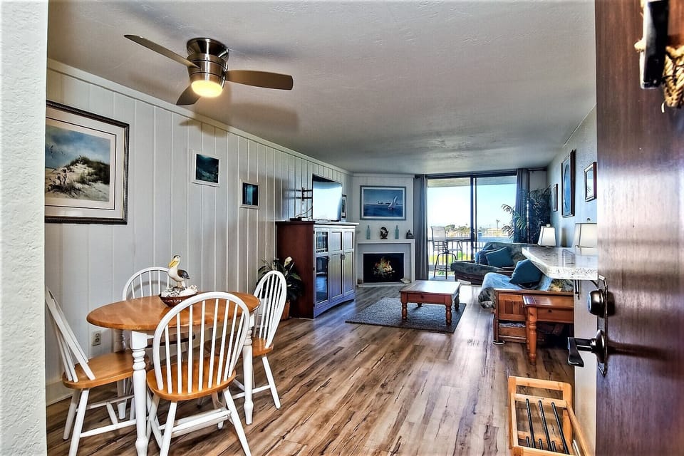 Unlock your door to a beautiful family getaway on the beach.