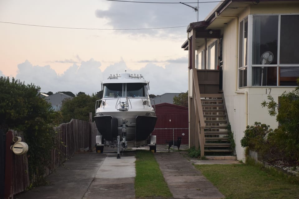 FITS A 7.4 METRE OFFSHORE CRUISER