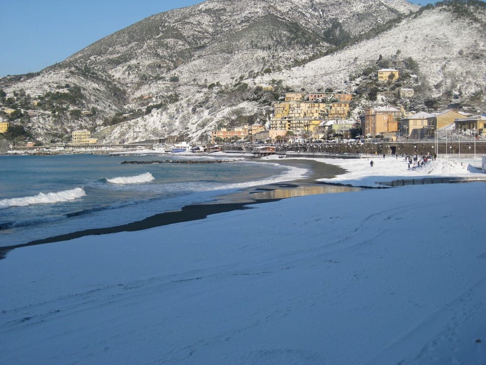 Swimming and hiking! In the center, 100m from the sea CIN IT011017C2ES8JIUVM Apartment in Levanto