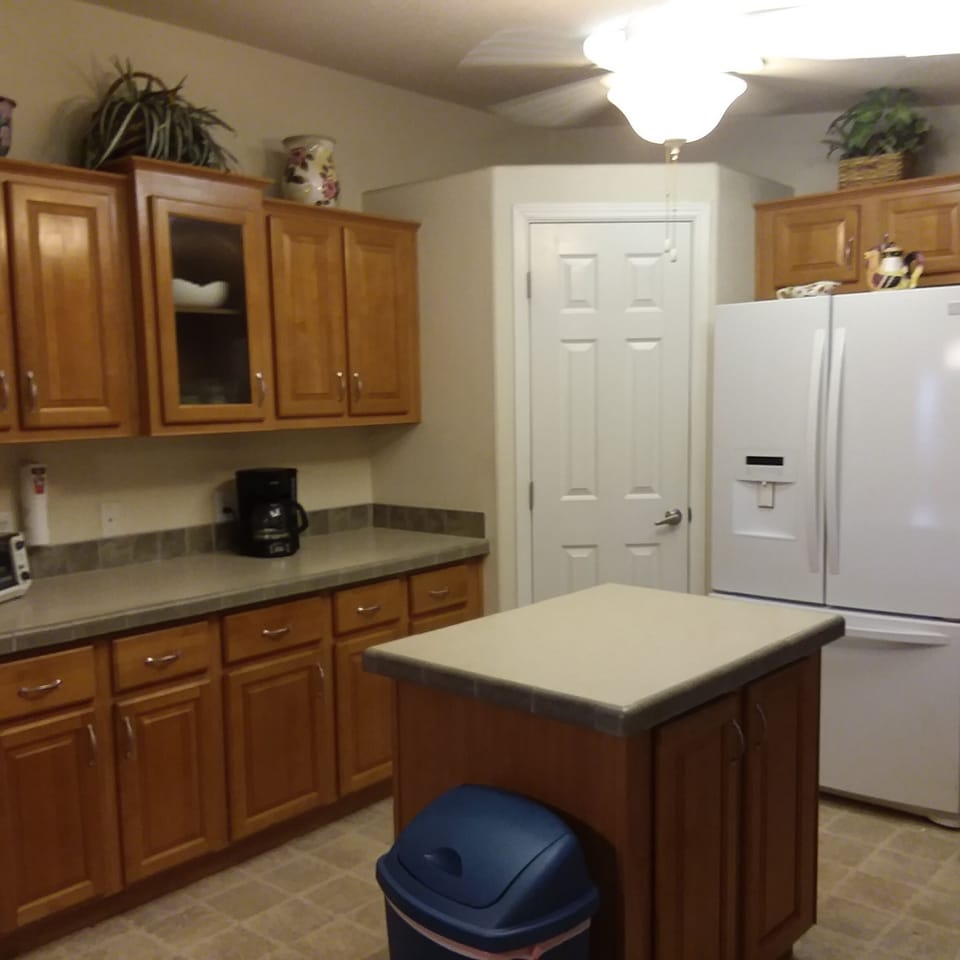 Another view of kitchen