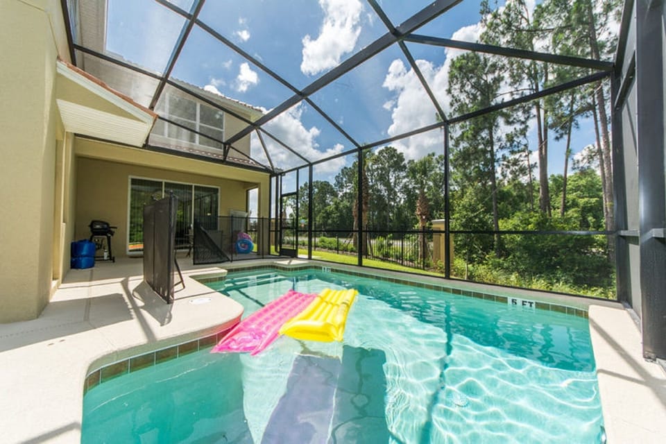 Privately pool
