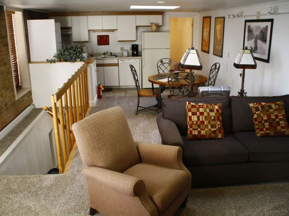 Kick back and relax | Main Level