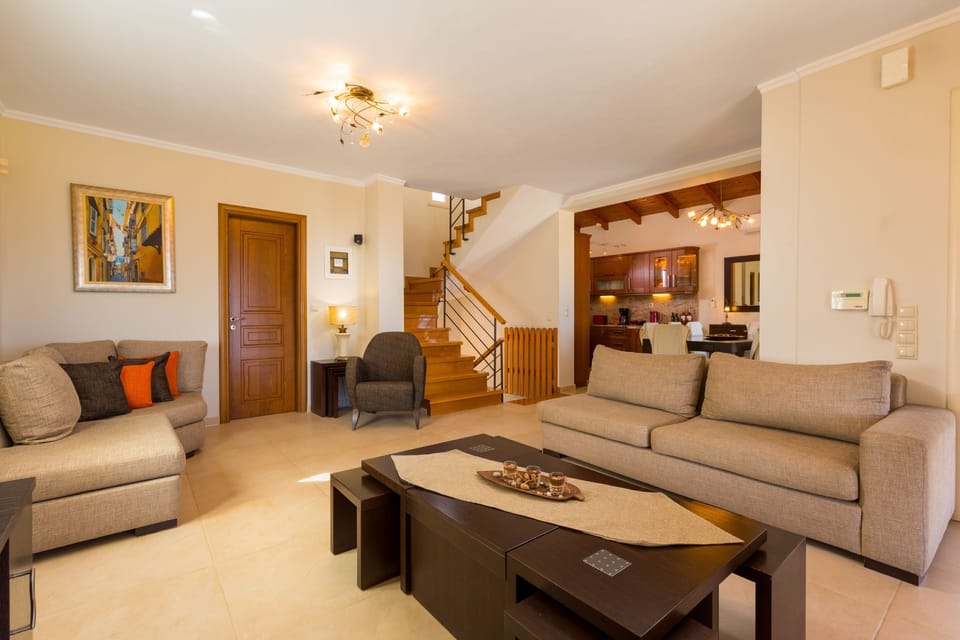 Large and comfortable lounge