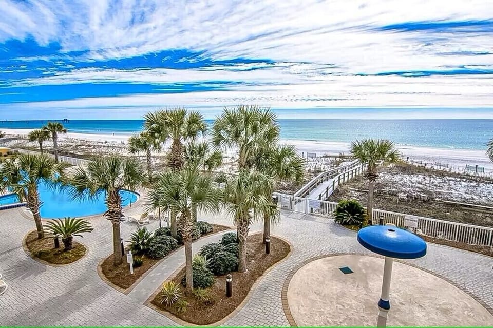 Our pool deck is a Florida paradise