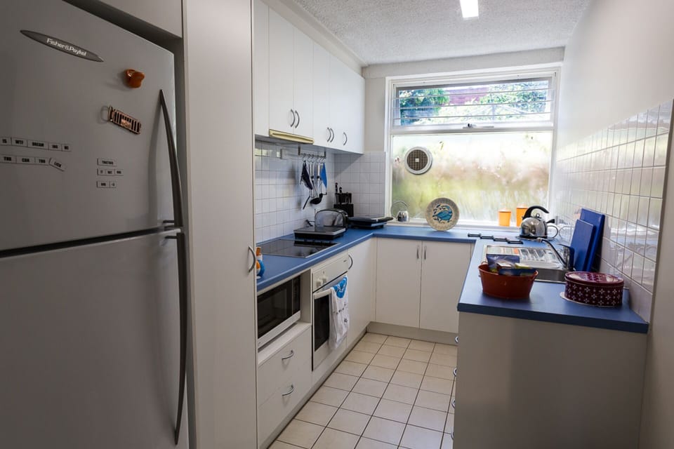Full sized kitchen