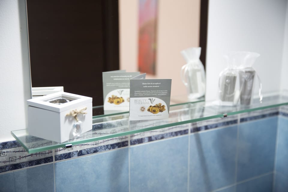 Bathroom amenities