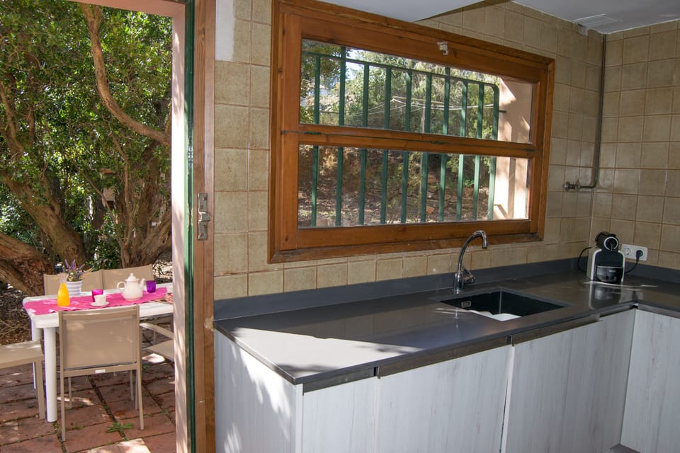 Villa con espectaculares vistas a mar.Piscina, parking, wifi, barbacoa. BEGUR.