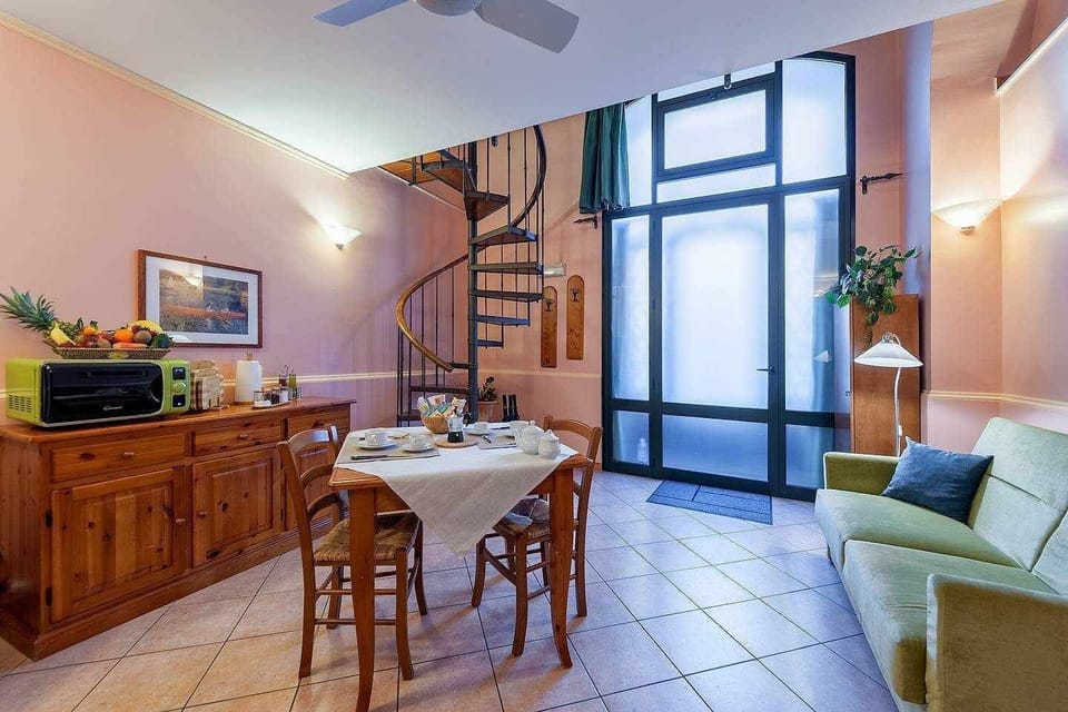 Living room,Seating area