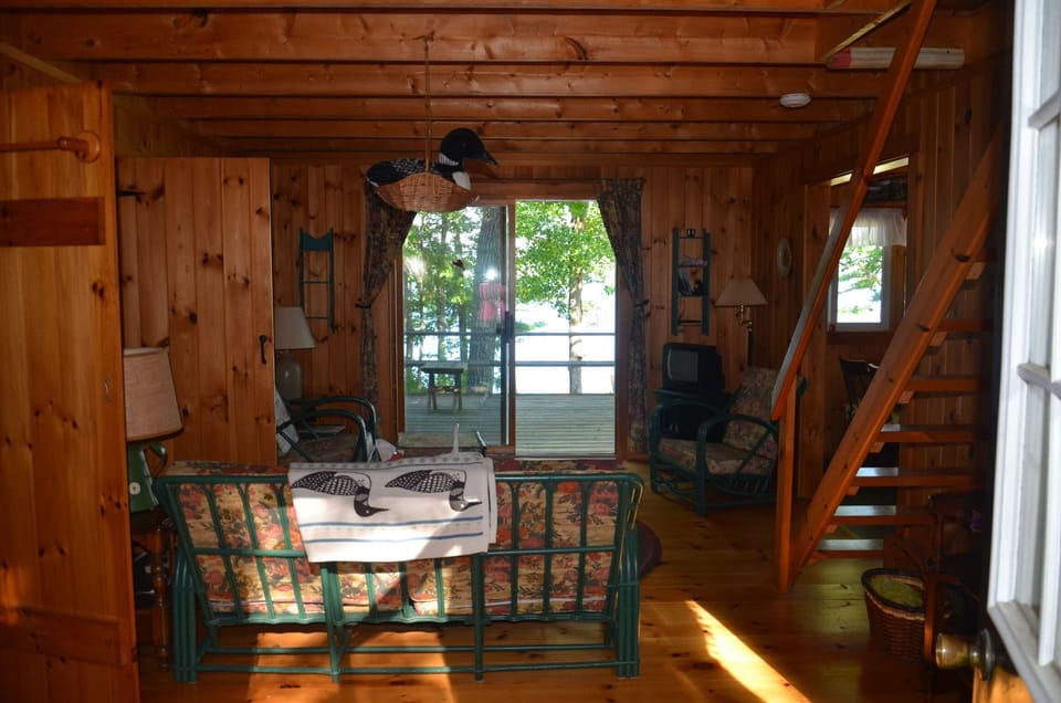 Living room viewing the lake