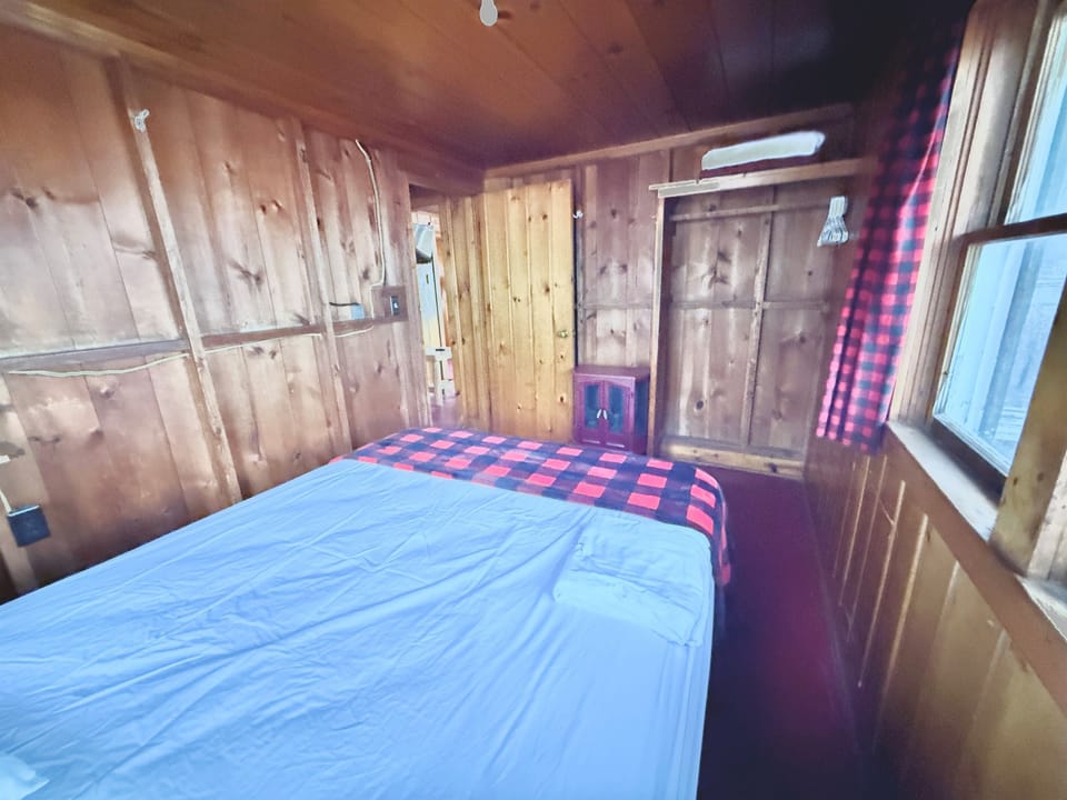 Bedroom #1