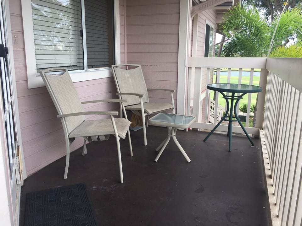 Lanai[balcony]