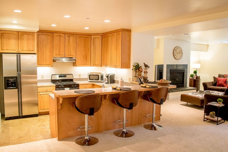 Living kitchen area