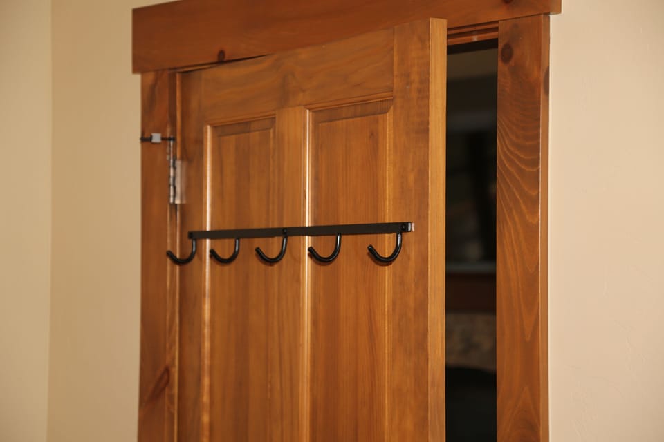 If you've ever skied with a family you know the importance of hooks.  20+ hooks.